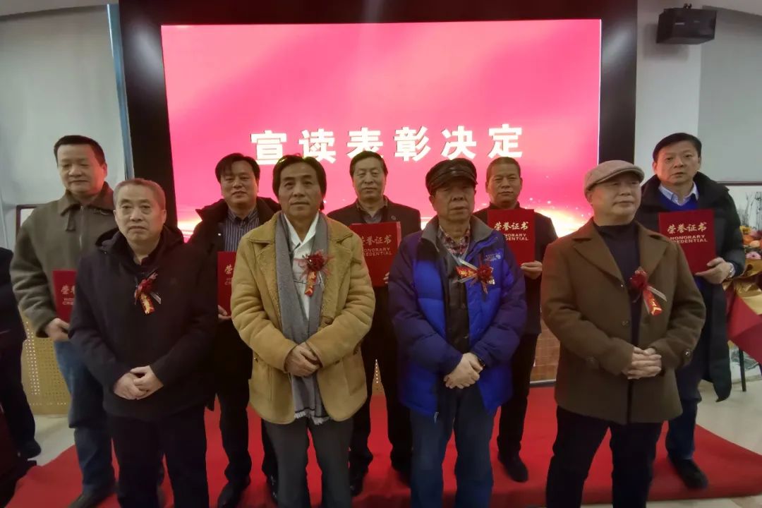 西安市中国画研究会2023年工作总结表彰大会暨迎春书画展举行4