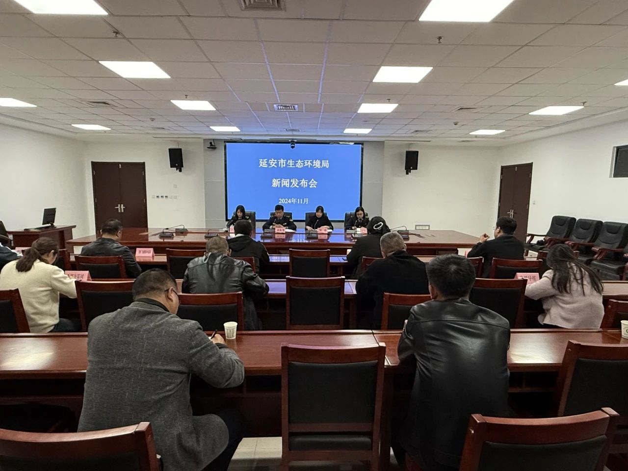图示, 示意图&#10;&#10;中度可信度描述已自动生成