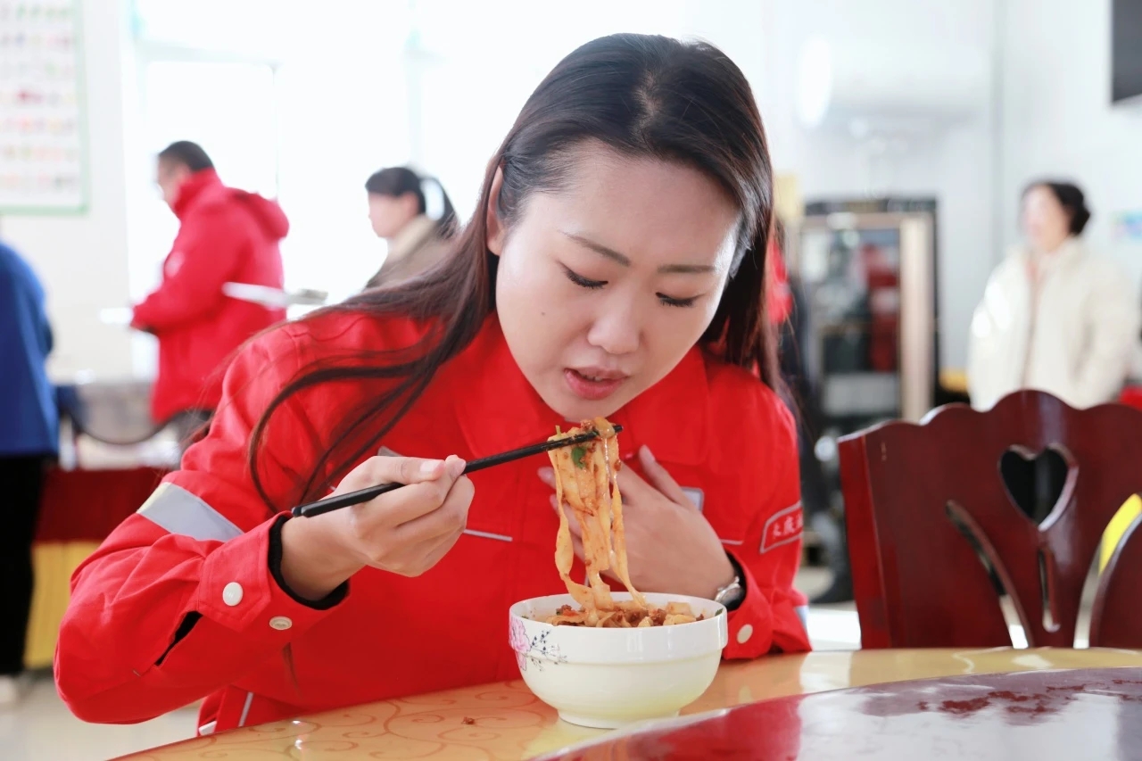 图示, 示意图&#10;&#10;中度可信度描述已自动生成