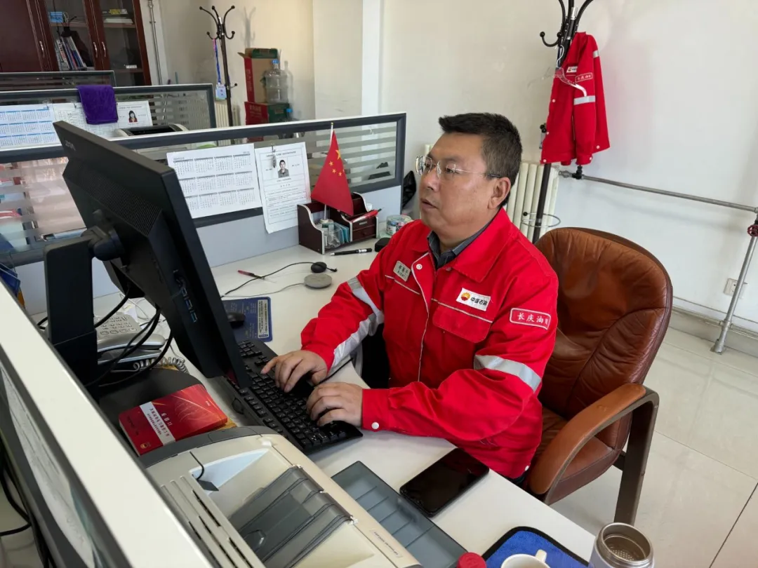 图示, 示意图&#10;&#10;中度可信度描述已自动生成