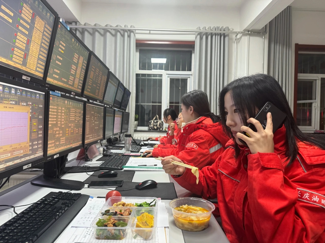 图示, 示意图&#10;&#10;中度可信度描述已自动生成