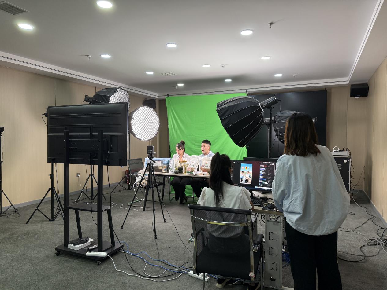 b51ffe3e1623046198229d5fac79dd1