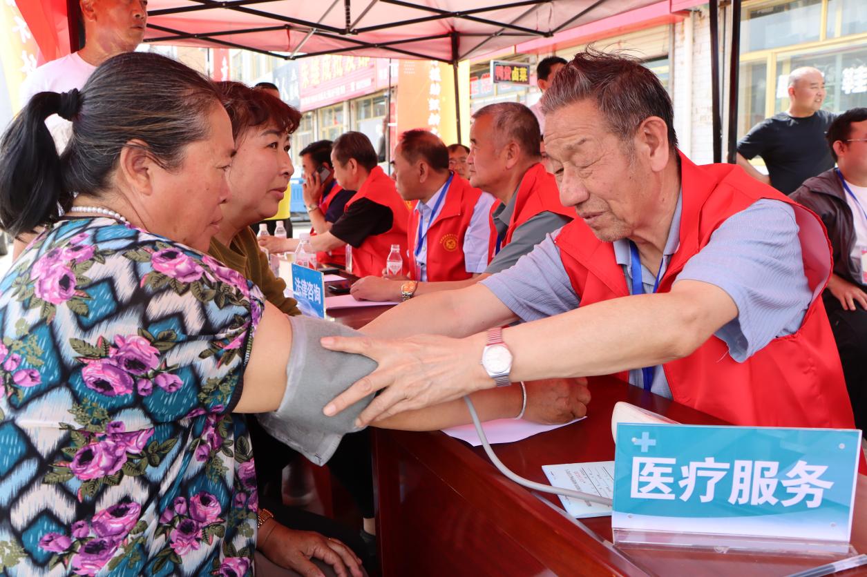 0b385aec4466ef9af3f661eb0acea380