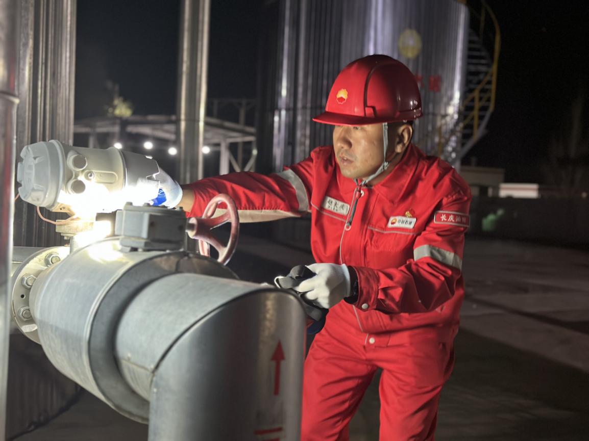 党员夜查（原图）