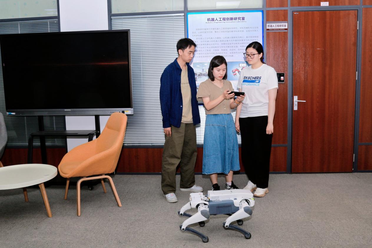 retouch_2025051920002444