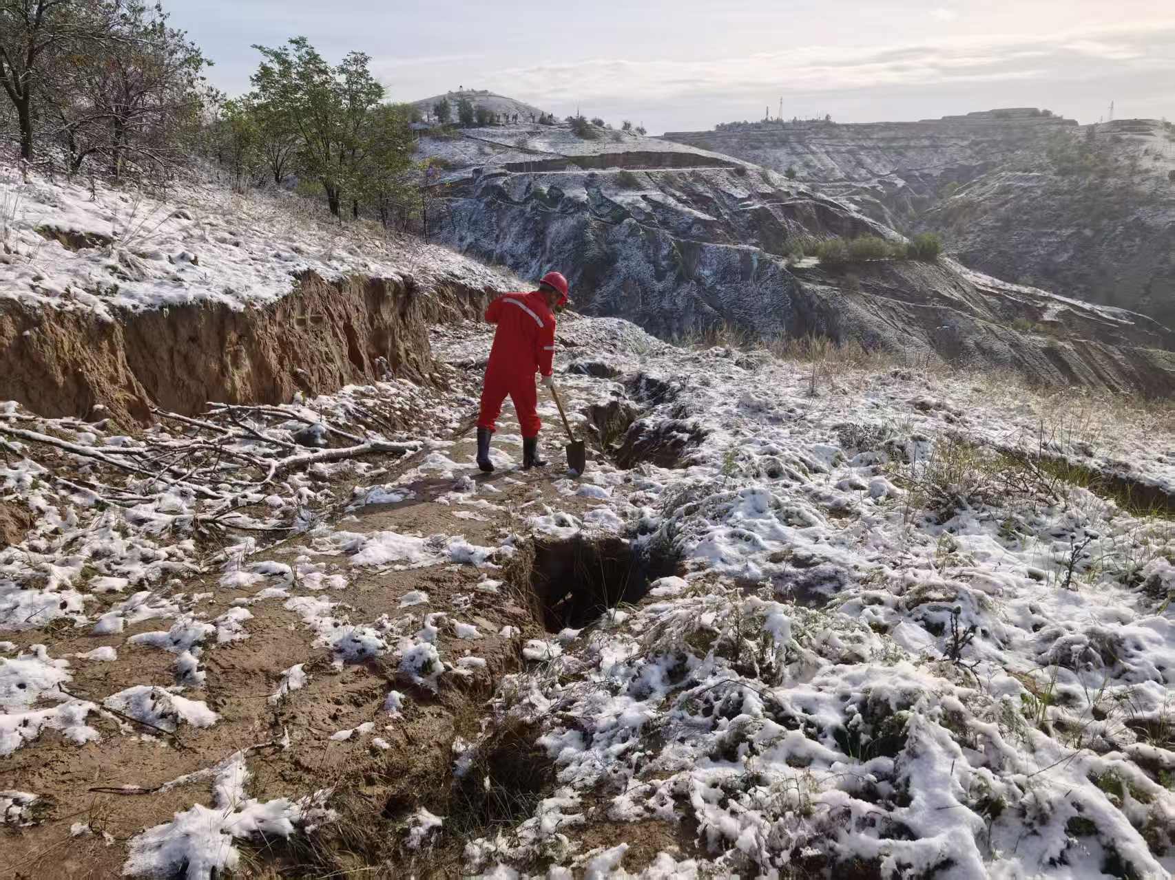 11448221990337318613